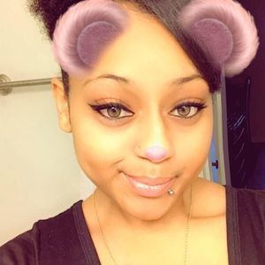 Meet your Posher, Evon